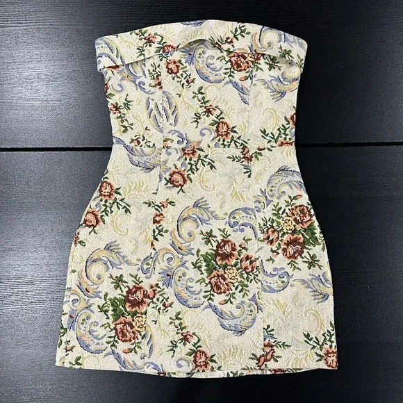 Edikted Floral Tapestry Strapless Mini Dress As Seen TV - Madison Southern  Charm